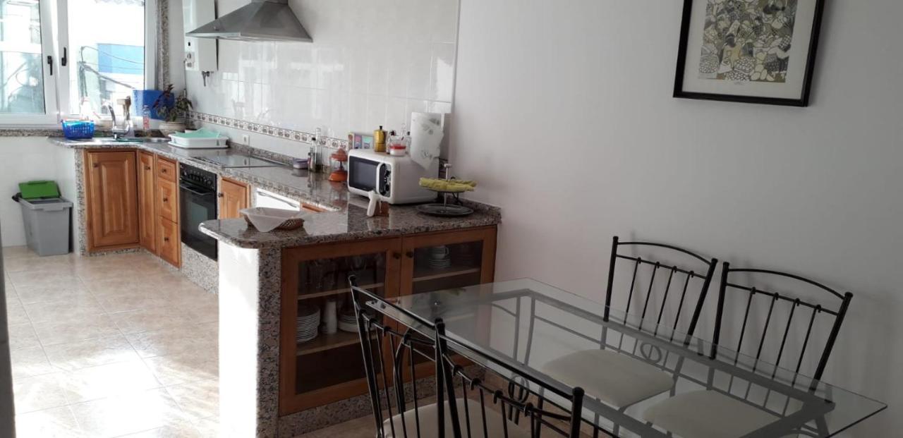 Piso en paseo marítimo Muxía Exterior foto