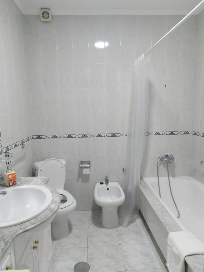 Piso en paseo marítimo Muxía Exterior foto